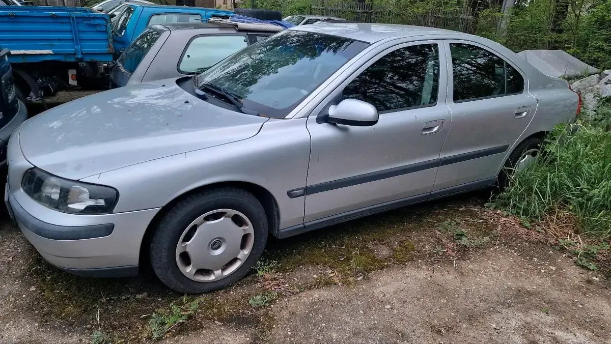Gebraucht Volvo S60 140 PS (102 kW) 2003 Silber Limousine