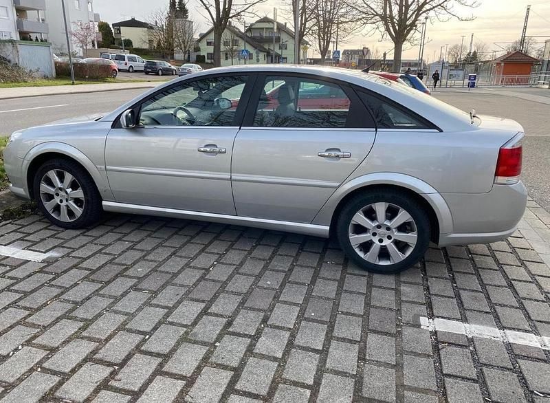 Gebraucht Opel Vectra 156 PS (114 kW) 2006 Grau Limousine