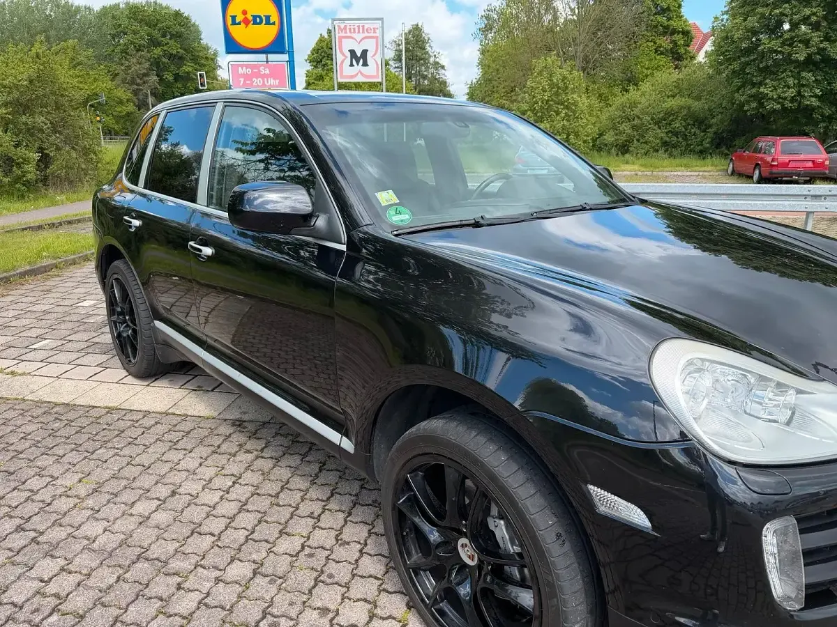 Używany Porsche Cayenne 385 KM (283 kW) 2008 Czarny SUV