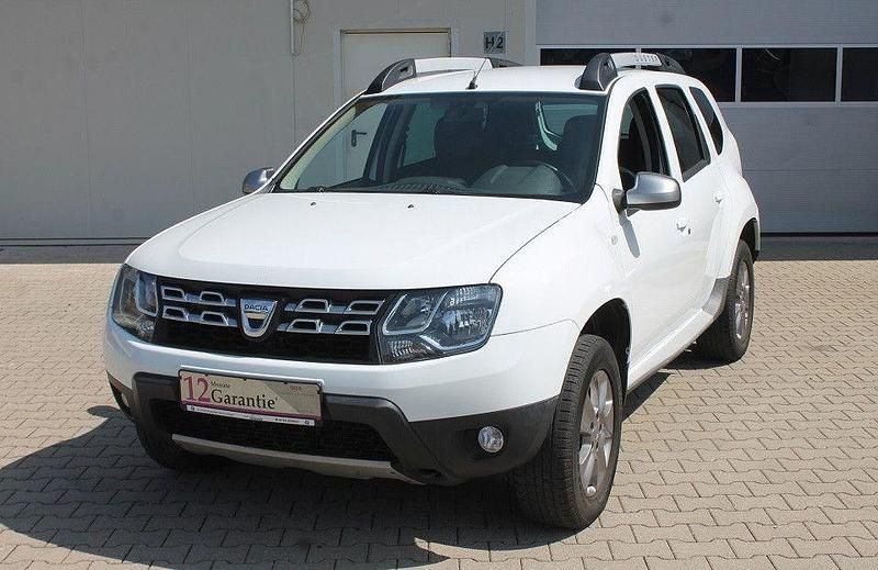 Gebraucht Dacia Duster Prestige 125 PS (91 kW) 2015 Weiß SUV