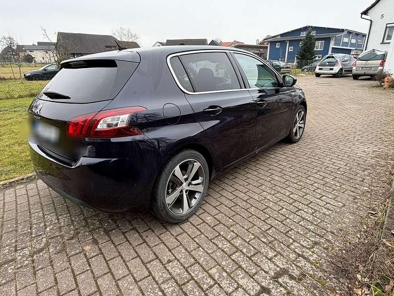 Gebraucht Peugeot 308 Style 131 PS (96 kW) 2015 Encreblau oder dark blue Kleinwagen
