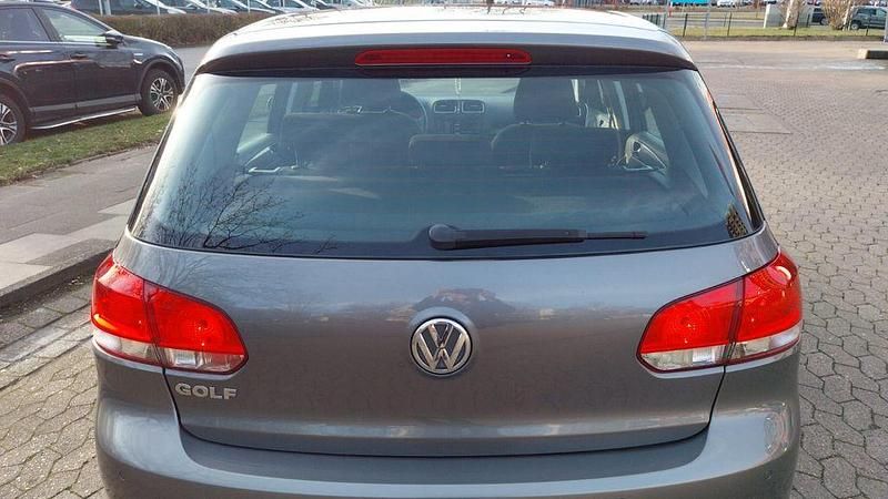 Gebraucht VW Golf VI Trendline 80 PS (58 kW) 2010 Grau Kleinwagen