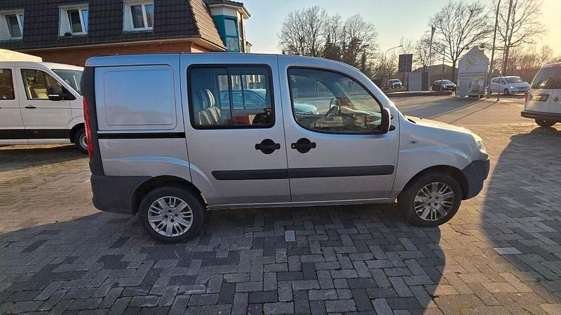Gebraucht Fiat Doblò 84 PS (61 kW) 2006 Grau Van / Kleinbus