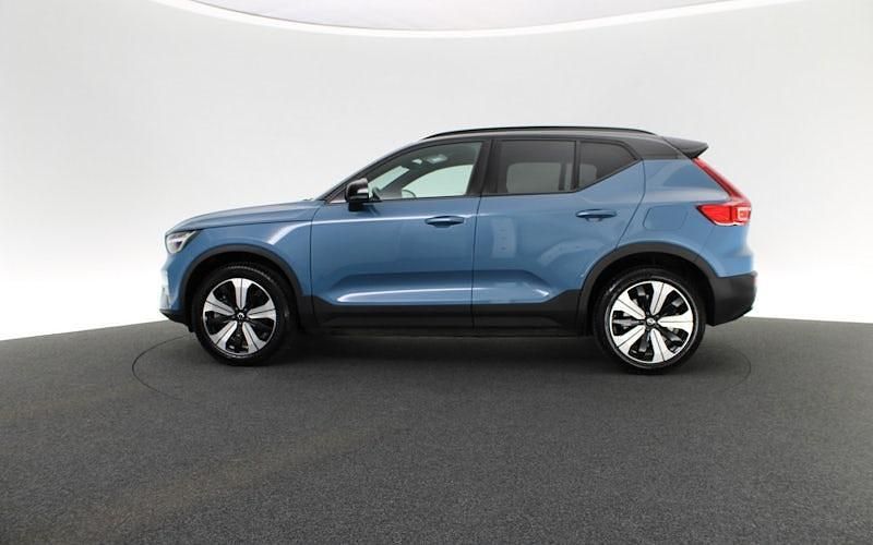 Gebraucht Volvo EX40 Core 175 kW (238 PS) 2022 Blau SUV