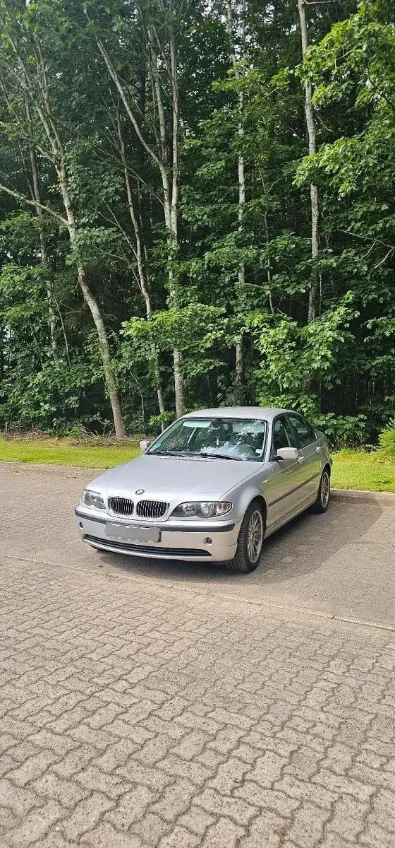 Gebraucht BMW 316 116 PS (85 kW) 2002 Grau Limousine