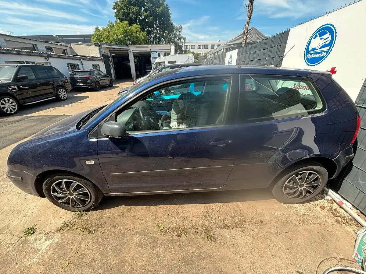 Gebraucht VW Polo 75 PS (55 kW) 2002 Blau Kleinwagen