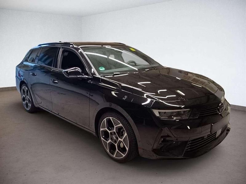 Gebraucht Opel Astra Ultimate 131 PS (96 kW) 2024 Diamantschwarz Kombi