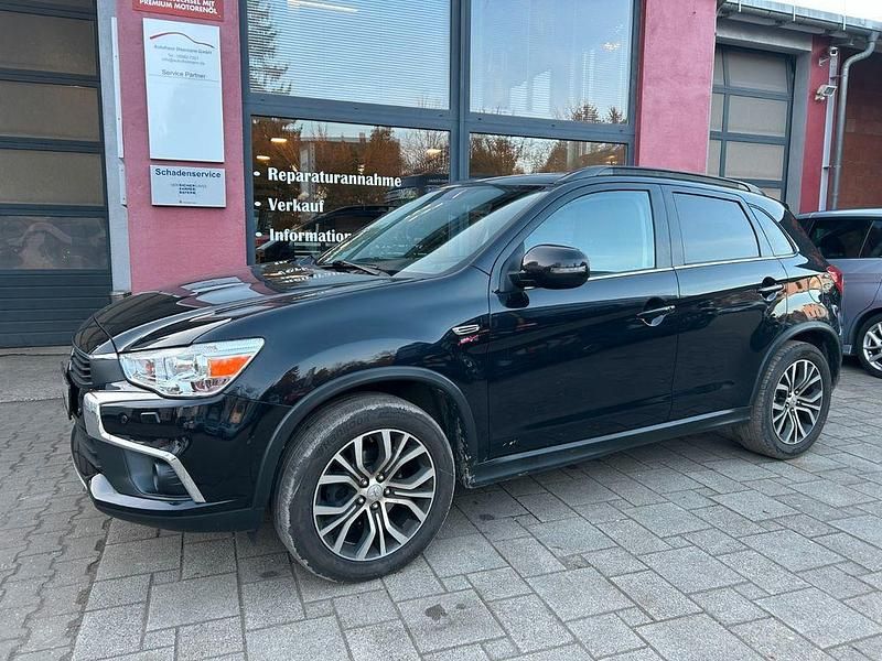 Gebraucht Mitsubishi ASX Edition 150 PS (110 kW) 2018 Schwarz SUV