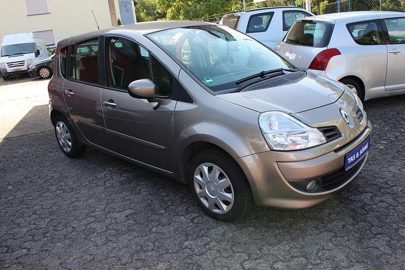 Beige Gebraucht 2010 Renault Grand Modus Dynamique Van / Kleinbus | 4.490 € (Fairer Preis) - Bild 1/4