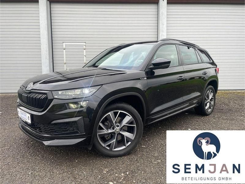 Schwarz Gebraucht 2022 Skoda Kodiaq SportLine SUV | 29.790 € (Fairer Preis) - Bild 1/4