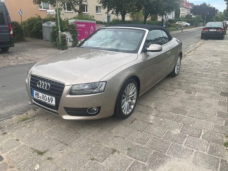 Gebraucht Audi A5 Cabriolet Comfort 265 PS (194 kW) 2010 Beige Cabrio