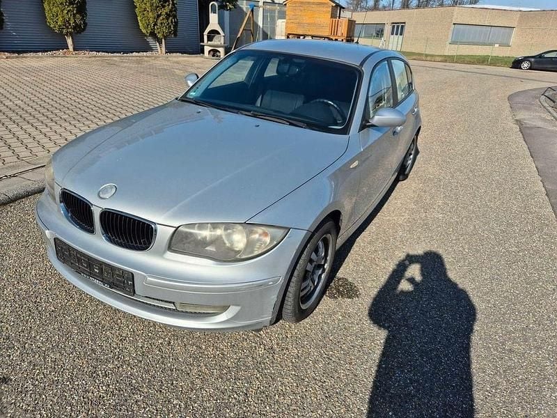 Gebraucht BMW 116 122 PS (89 kW) 2008 Silber Kleinwagen