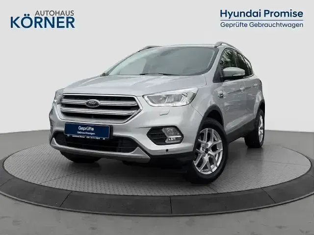 Gebraucht Ford Kuga Cool & Connect 150 PS (110 kW) 2018 Grau SUV