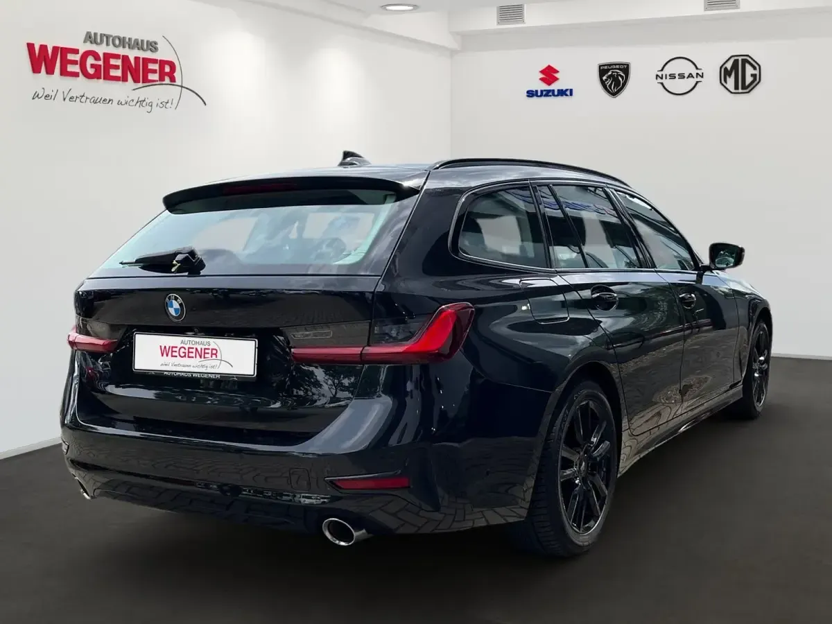Gebraucht BMW 320 Shadowline 190 PS (139 kW) 2022 Schwarz Kombi