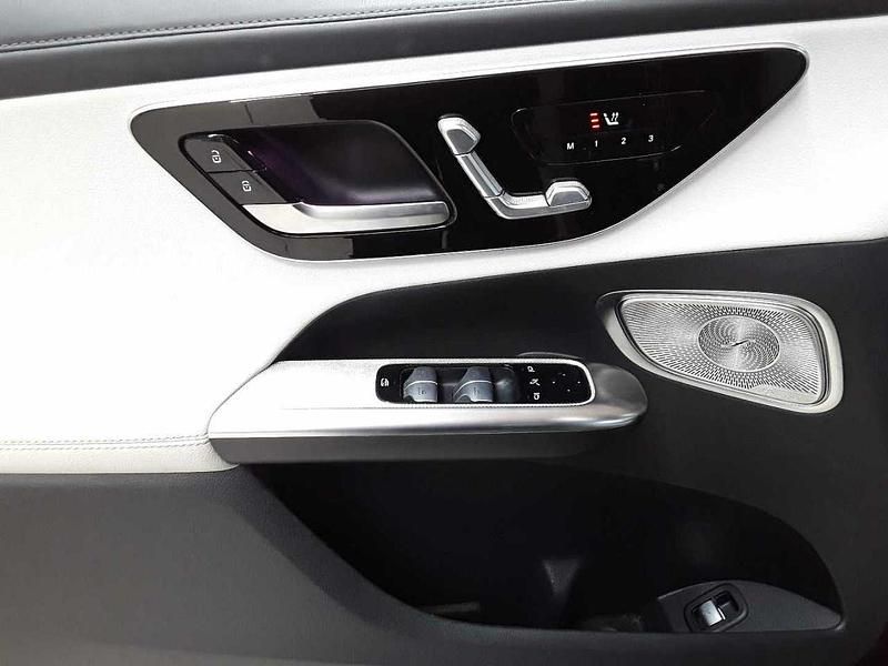 Gebraucht Mercedes GLC220 Advanced 197 PS (144 kW) 2024 Graphitgrau metallic SUV