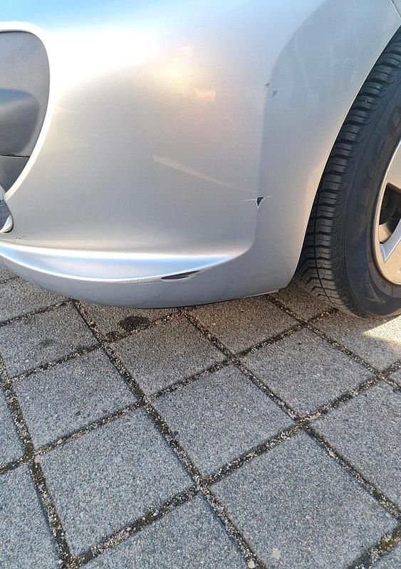 Gebraucht Peugeot 207 90 PS (66 kW) 2009 Grau Limousine