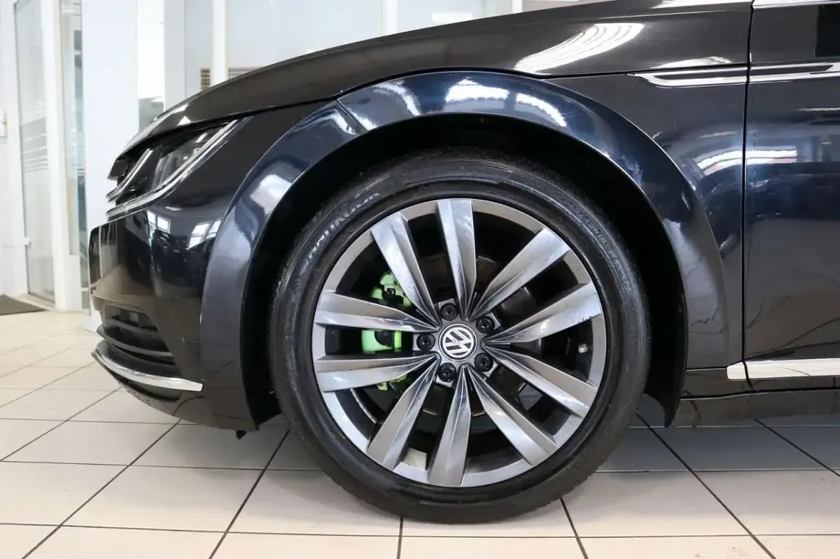 Brugt VW Arteon Elegance 150 HK (110 kW) 2018 Sort Hatchback