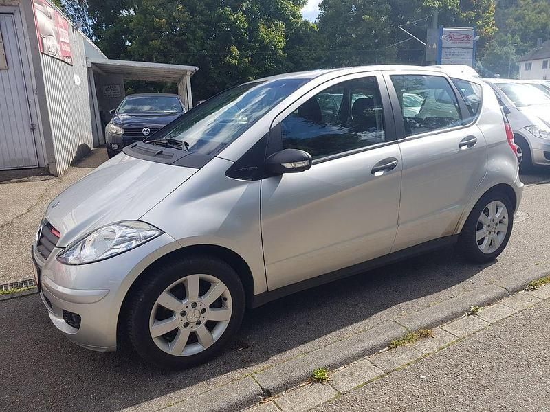 Silber Gebraucht 2006 Mercedes A170 Limousine | 3.989 € (Fairer Preis) - Bild 1/4