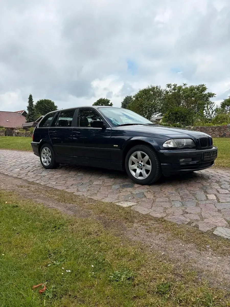 Gebraucht BMW 328 193 PS (141 kW) 2000 Blau Kombi