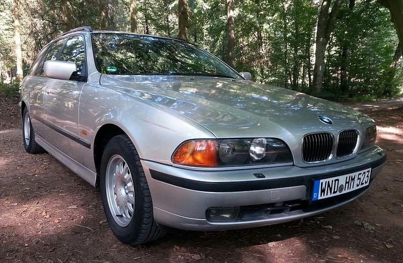 Gebraucht BMW 523 170 PS (125 kW) 2000 Silber Kombi