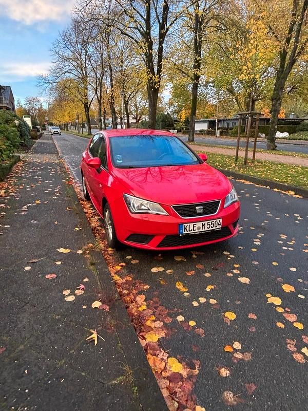 Rot Gebraucht 2015 Seat Ibiza Kleinwagen | 5.500 € (Guter Preis) - Bild 1/4
