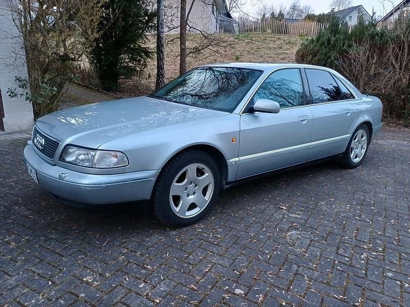 Gebraucht Audi A8 230 PS (169 kW) 1997 Silber Limousine