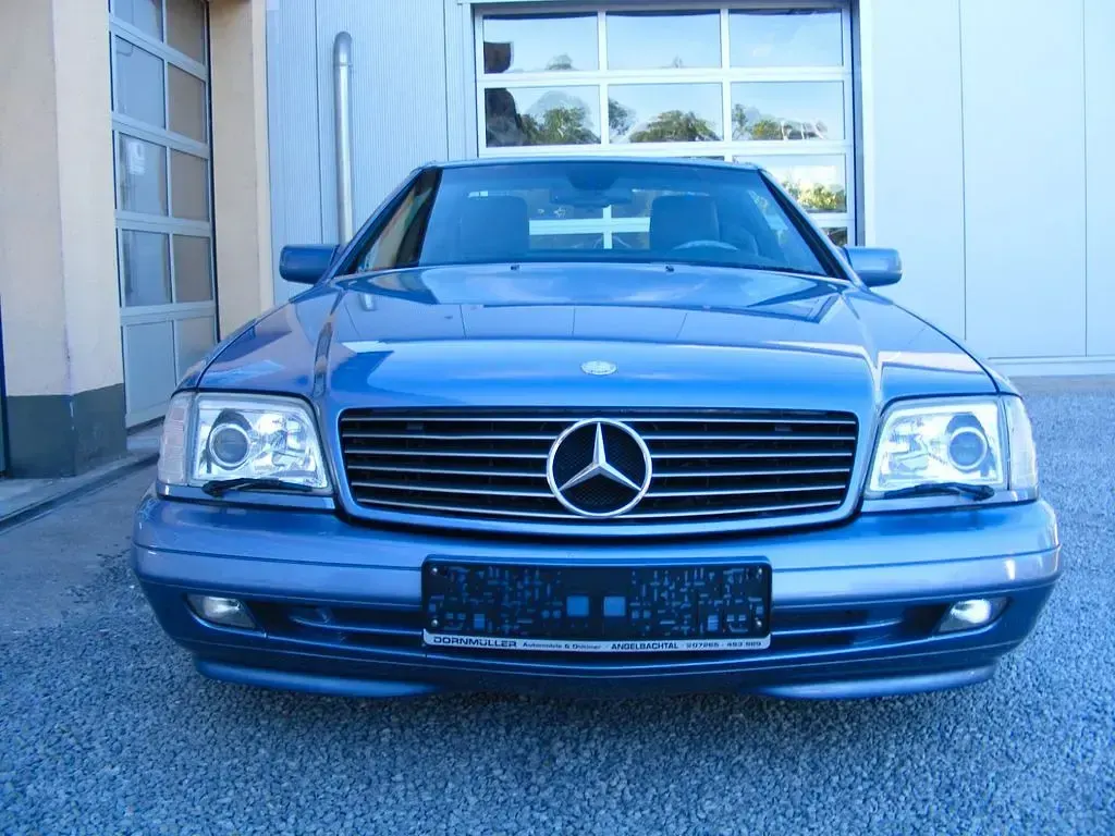 Gebraucht Mercedes SL320 231 PS (169 kW) 1997 Designoblau (012u) (metallic) Cabrio