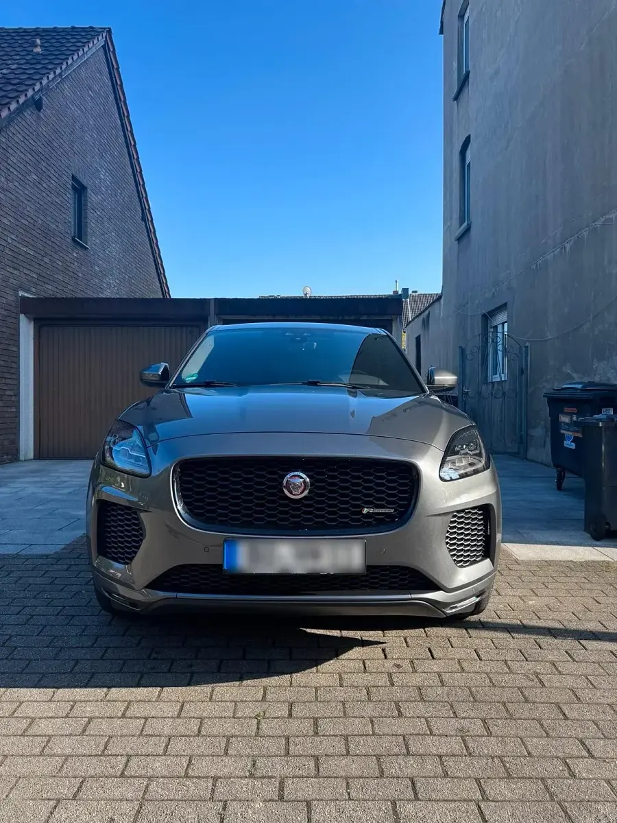 Gebraucht Jaguar E-Pace R-Dynamic 180 PS (132 kW) 2020 SUV