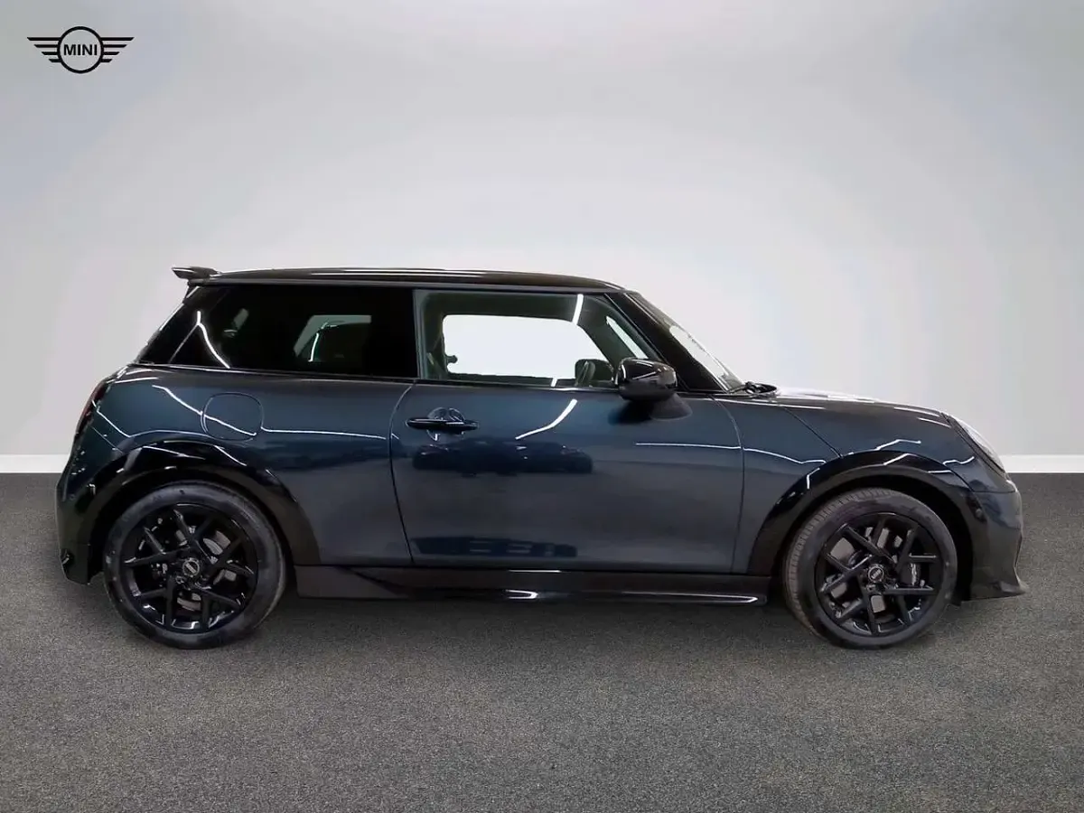 Gebraucht Mini John Cooper Works 204 PS (150 kW) 2025 Grau Kleinwagen