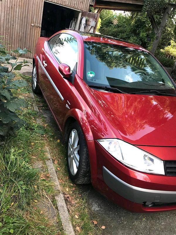 Gebraucht Renault Mégane Cabriolet 163 PS (119 kW) 2005 Rot Cabrio