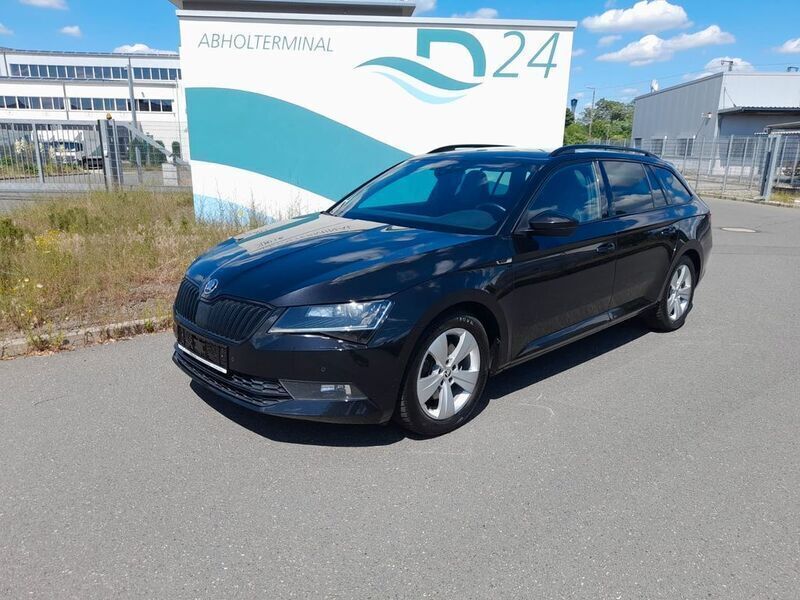 Schwarz Gebraucht 2016 Skoda Superb SportLine Kombi | 16.990 € (Guter Preis) - Bild 1/4