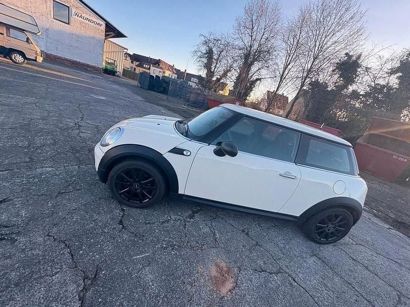 Gebraucht Mini Cooper 120 PS (88 kW) 2009 Weiß Kleinwagen
