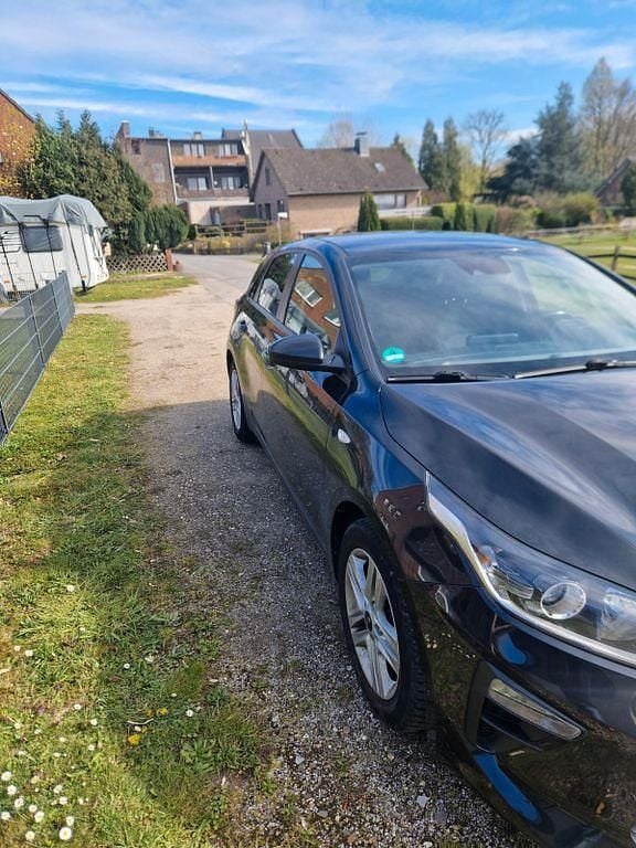 Gebraucht Kia Ceed Edition 7 99 PS (72 kW) 2019 Schwarz Kleinwagen