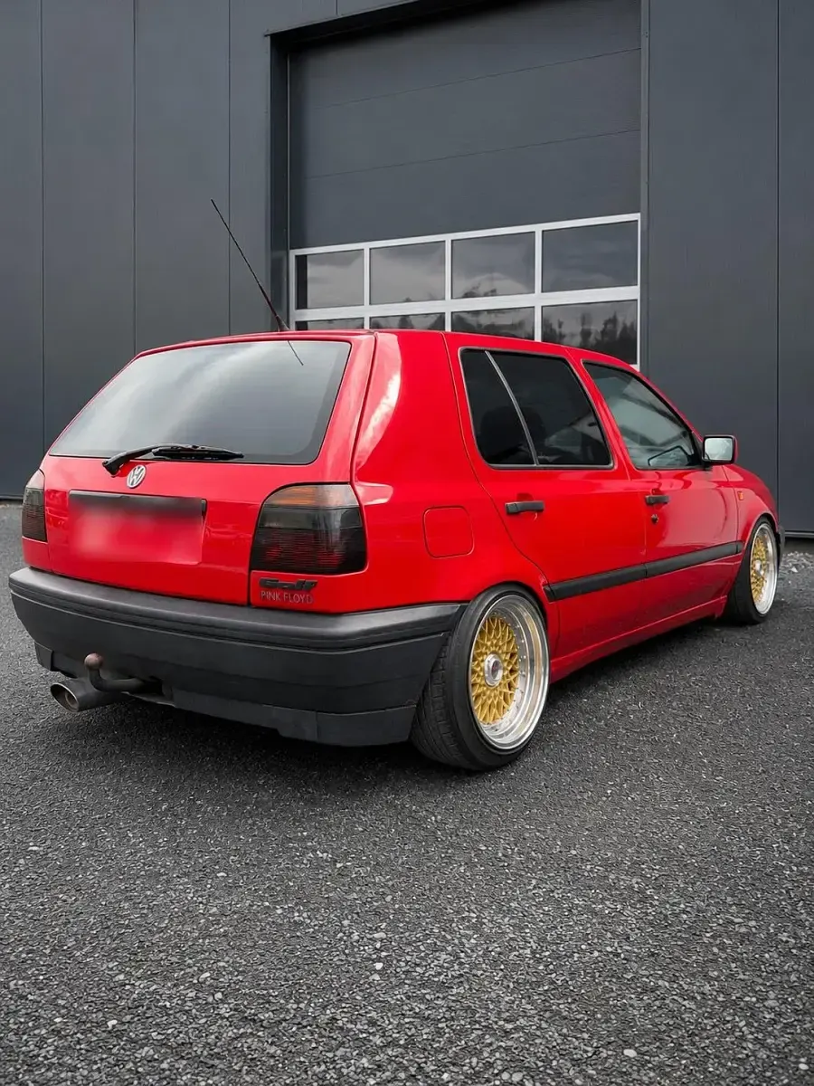 Gebraucht VW Golf III 75 PS (55 kW) 1994 Rot Limousine