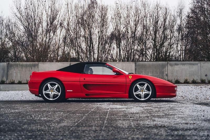 Gebraucht Ferrari F355 381 PS (280 kW) 1995 Rot Cabrio