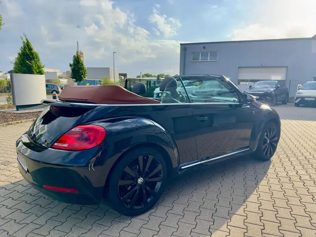 Gebraucht VW Beetle Karmann 150 PS (110 kW) 2016 Schwarz Kleinwagen