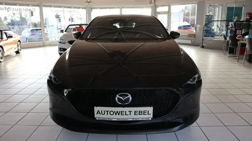 Gebraucht Mazda 3 122 PS (89 kW) 2020 Jet black Limousine