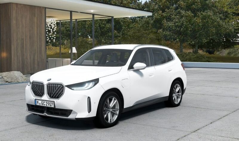 Gebraucht BMW X3 Sport Line 299 PS (219 kW) 2024 Alpinweiß uni SUV