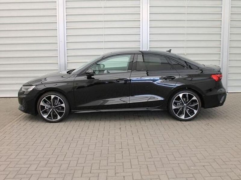 Gebraucht Audi A3 S-Line 150 PS (110 kW) 2025 Schwarz Limousine