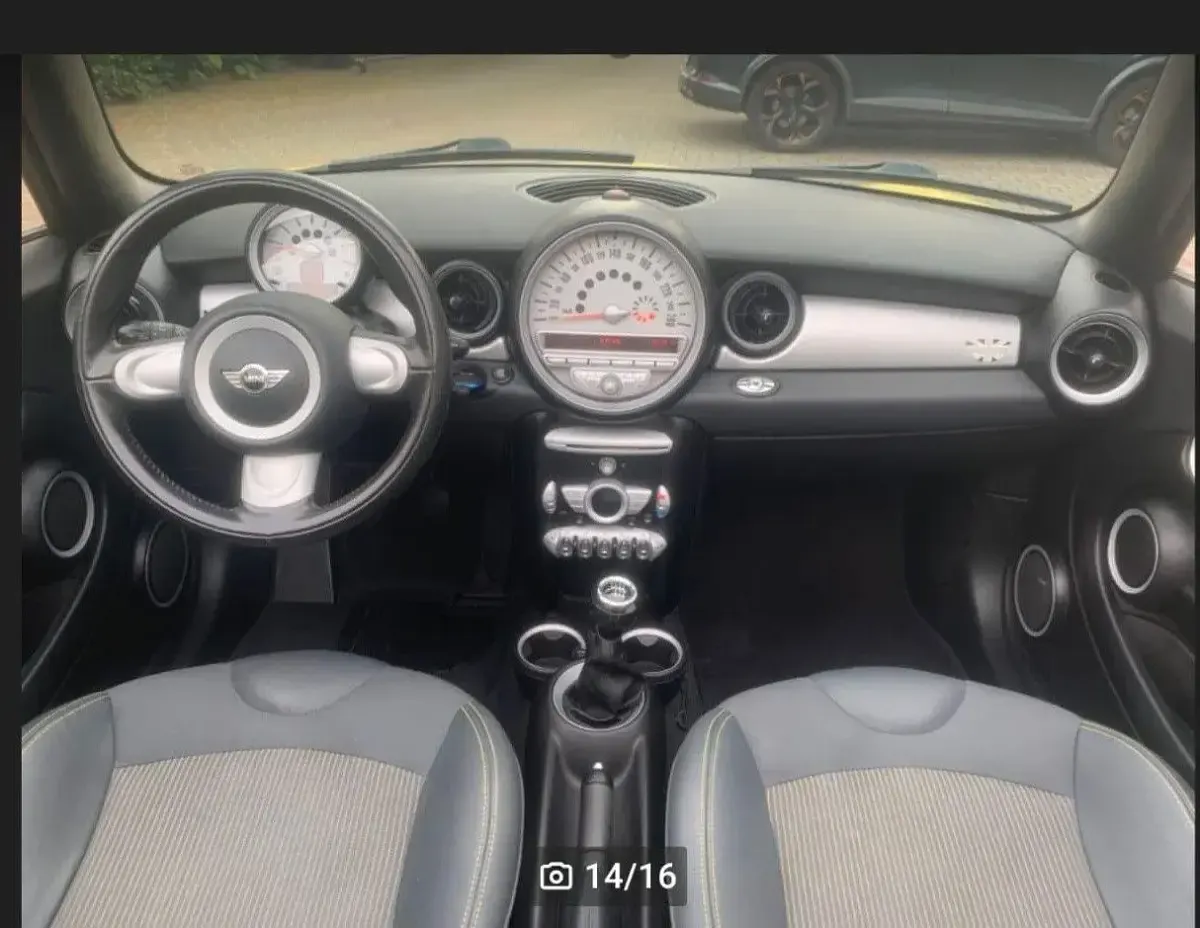 Occasion Mini One Cabriolet 98 PK (72 kW) 2010 Geel Cabriolet