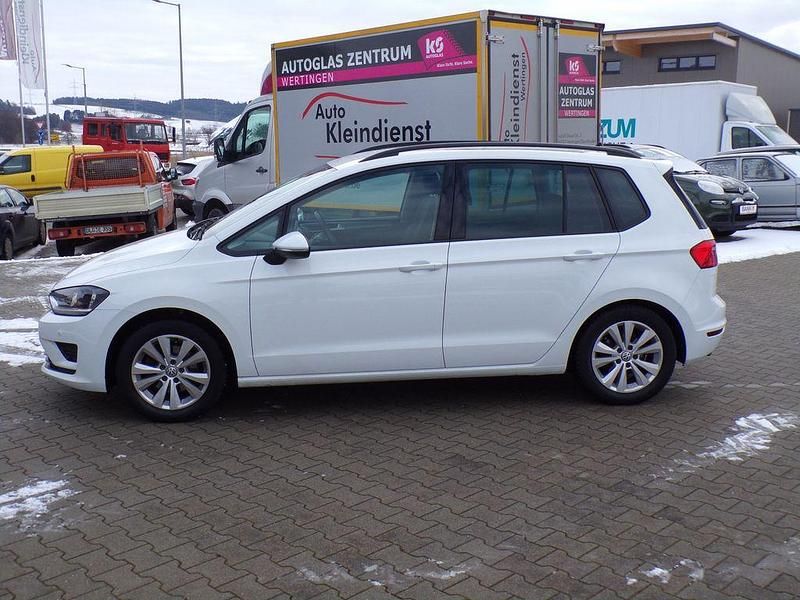 Gebraucht VW Golf Sportsvan Comfortline 125 PS (91 kW) 2016 Weiß Van / Kleinbus