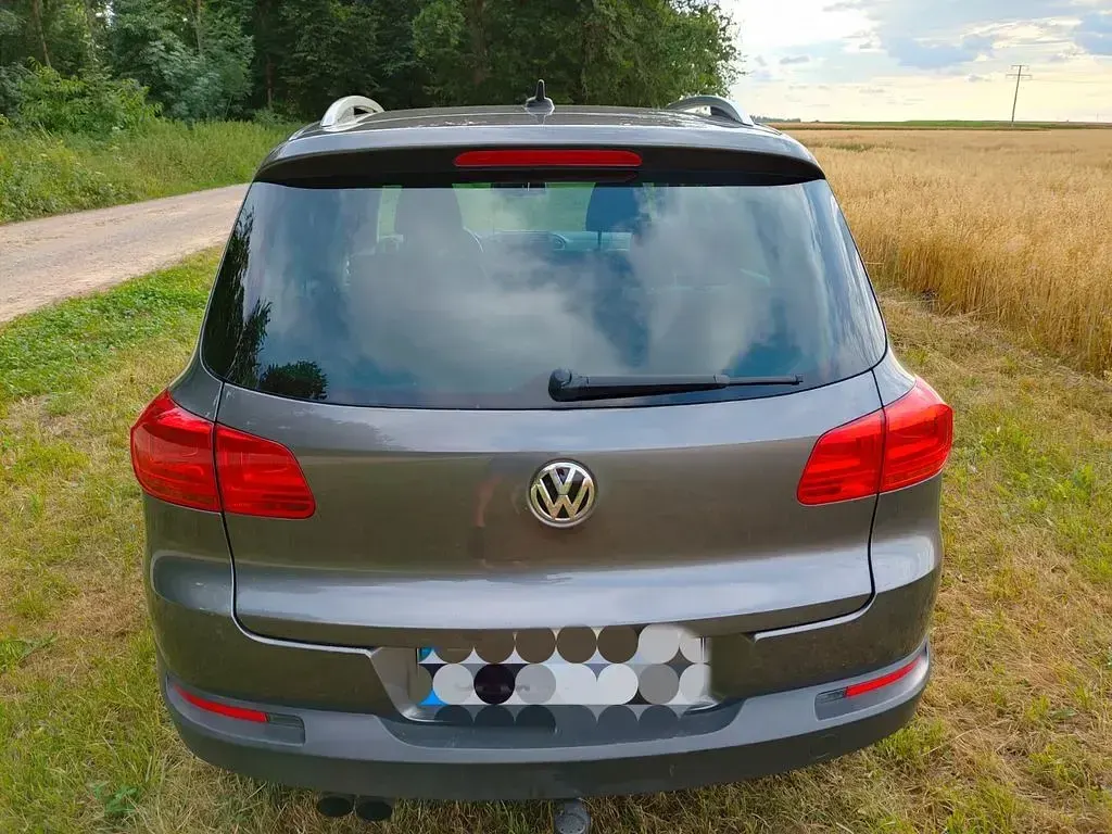 Gebraucht VW Tiguan Style 179 PS (131 kW) 2012 Grau SUV