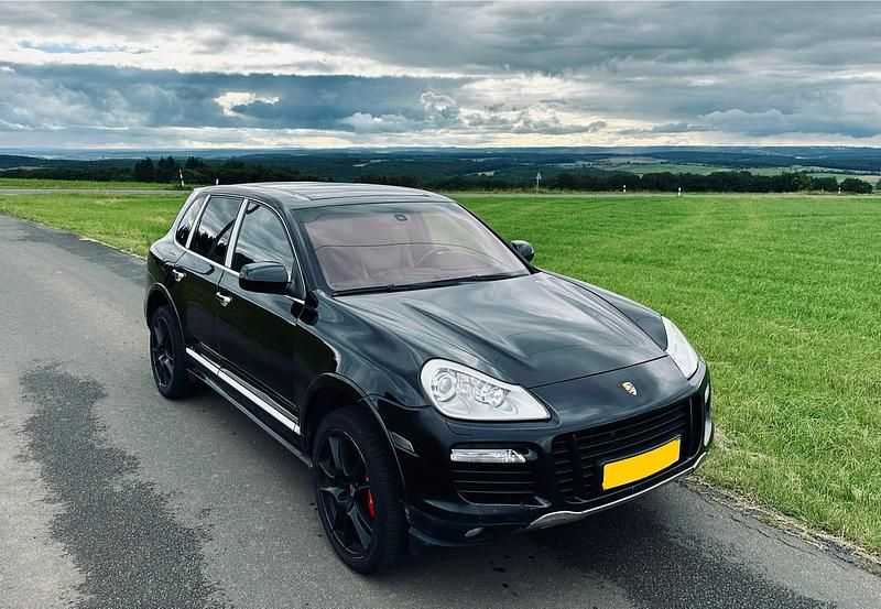 Schwarz Gebraucht 2009 Porsche Cayenne Turbo SUV | 15.500 € (Teuer) - Bild 1/4