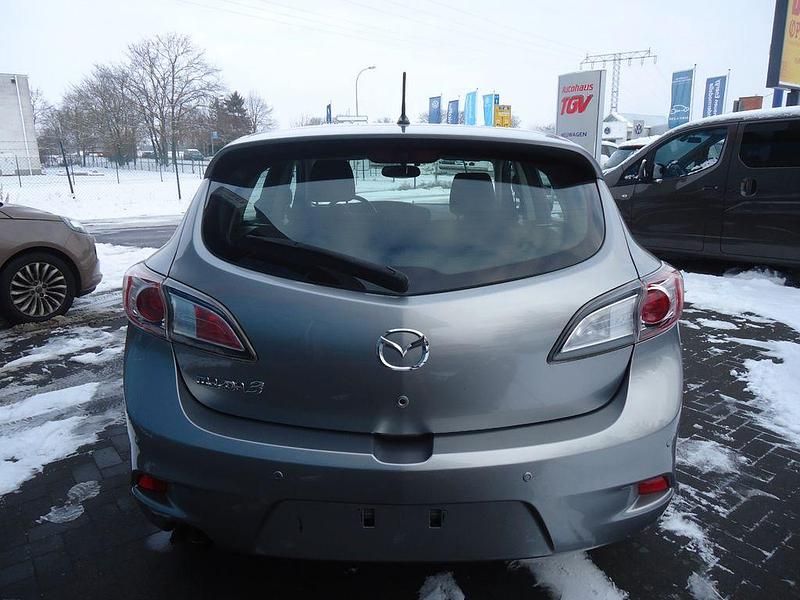 Gebraucht Mazda 3 Edition 105 PS (77 kW) 2013 Grau Limousine