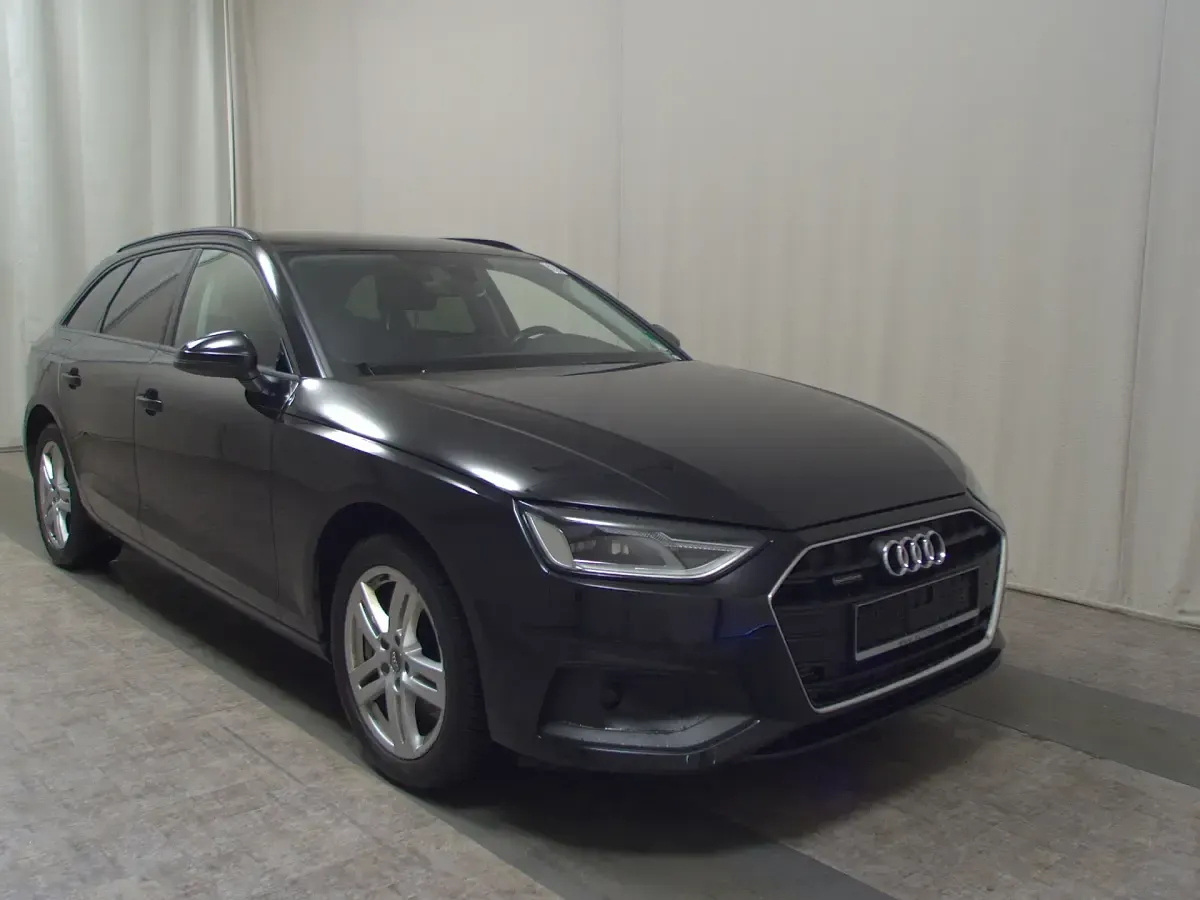 Gebraucht Audi A4 Sport 231 PS (169 kW) 2020 Schwarz Kombi