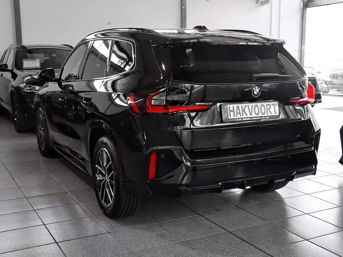 Gebraucht BMW X1 M Sport 204 PS (150 kW) 2023 Schwarz SUV