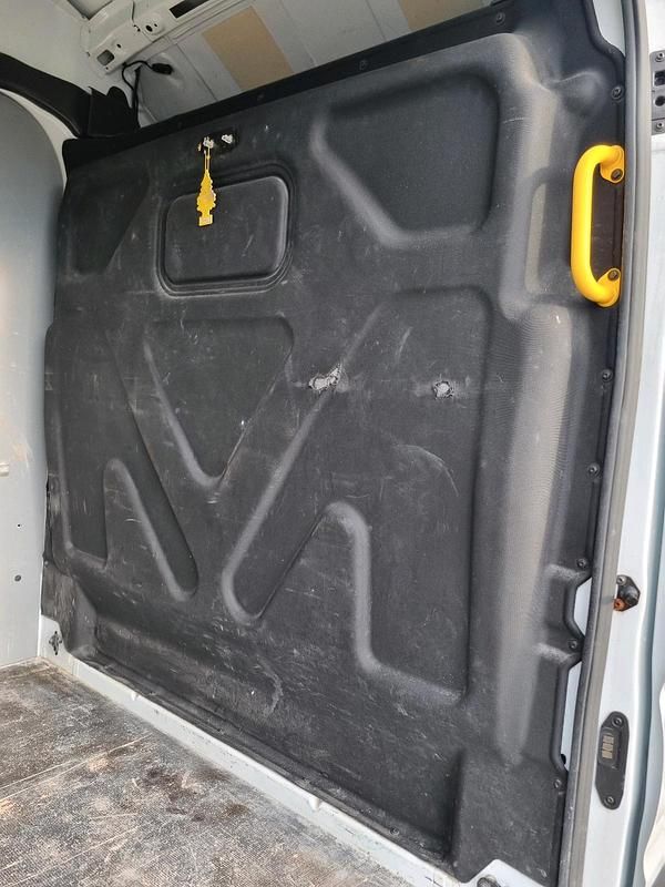 Gebraucht Ford Transit 130 PS (95 kW) 2021 Weiß Limousine