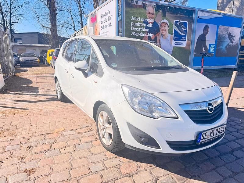 Gebraucht Opel Meriva Design Edition 120 PS (88 kW) 2011 Weiß Van / Kleinbus