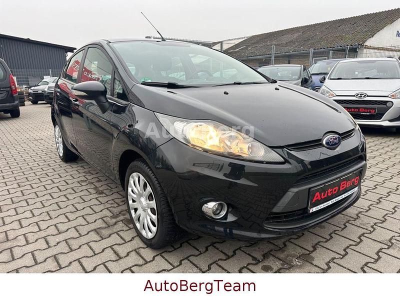 Gebraucht Ford Fiesta Trend 82 PS (60 kW) 2012 Schwarz Kleinwagen