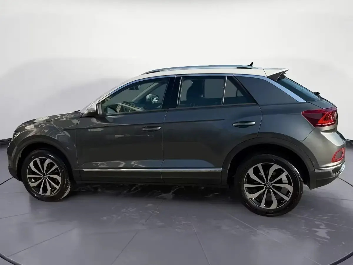 Gebraucht VW T-Roc Style 150 PS (110 kW) 2022 Grau SUV